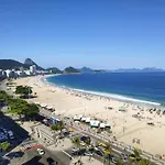 Show In Copacabana Apart